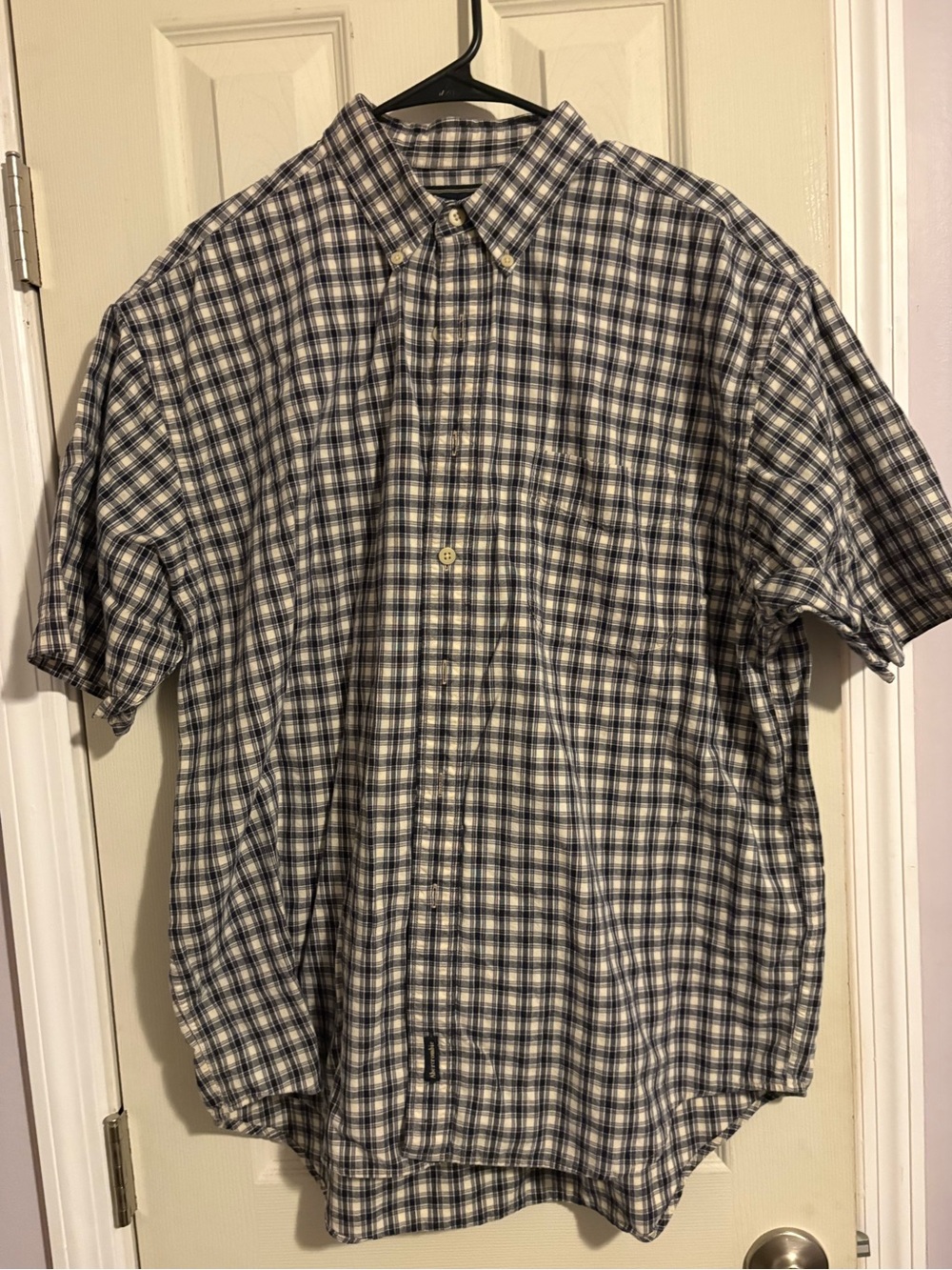 Abercrombie & Fitch Blue and White Plaid Short-Sleeve Button-Down Shirt